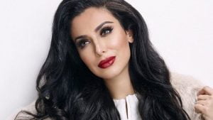 Mengenal Huda Kattan, Beauty Blogger di Balik Kerajaan Kecantikan Huda Beauty